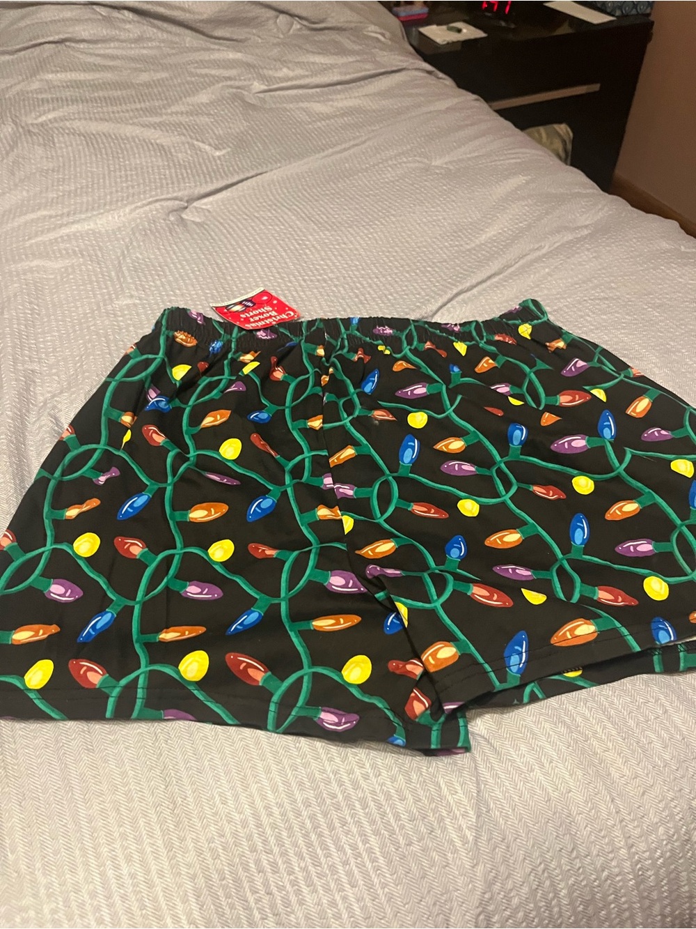 Holiday Light Print Lounge Shorts
Xl men’s